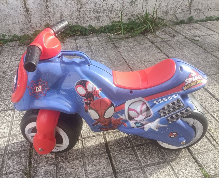 Mota/Andador Spider Man.