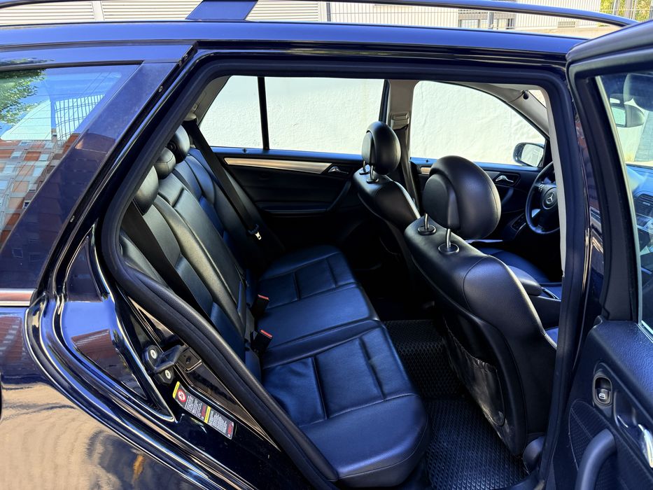 Mercedes C220cdi Avantgard sport edicion 2004