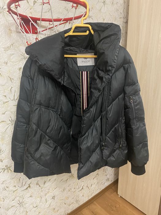 Продам пуховик  зима