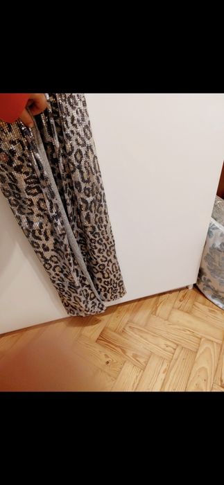 Cachecol/ lenço de lantejoulas tigress padrão leopardo prateado