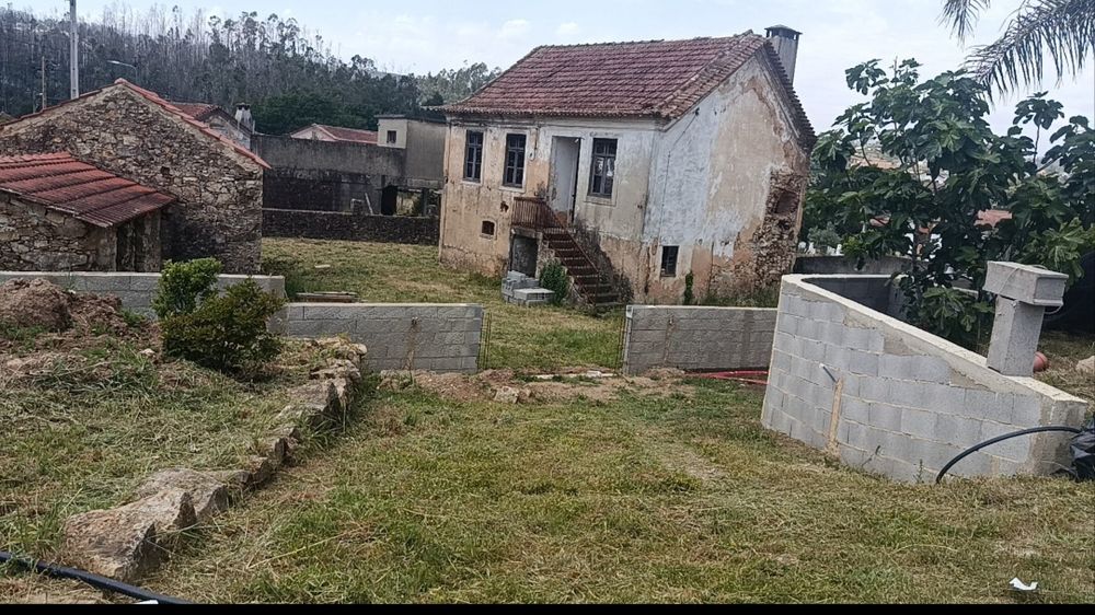 Vendo Casa de Pedra