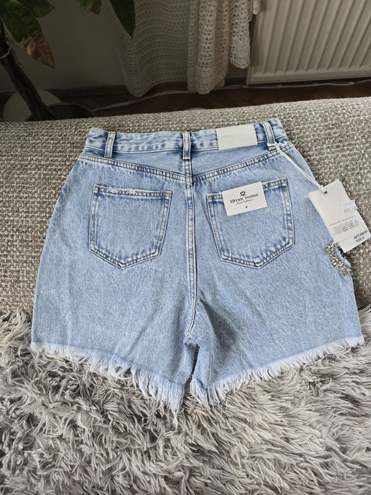 Spodenki jeansowe