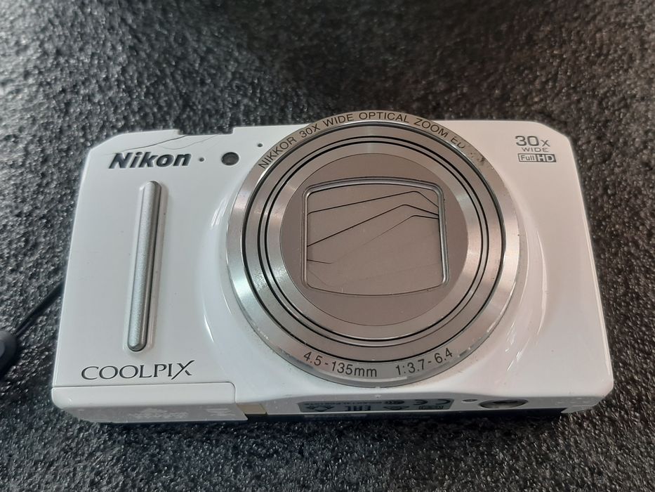 Фотоапарат Nikon Coolpix S9700  (L820