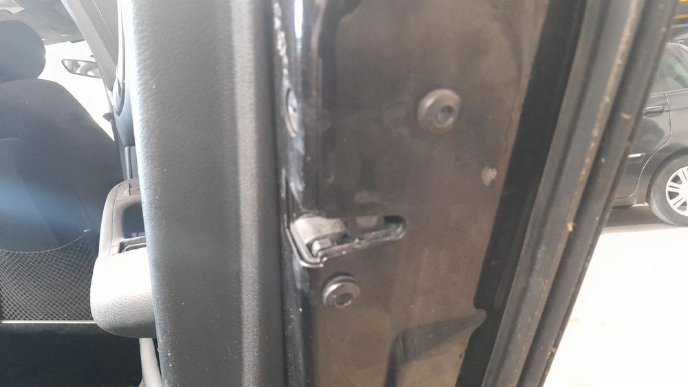 Fechadura / fecho porta trás direito AUDI A6 Avant (4B5, C5)