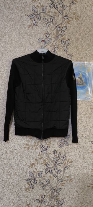 Кардиган Belstaff Kelbrook на молнии

Кард