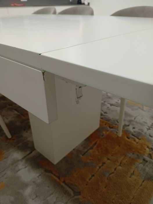 Mesa sala com cadeirões
