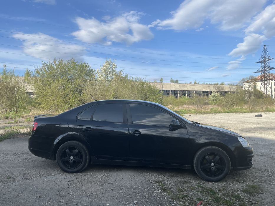 Продам Volkswagen Jetta