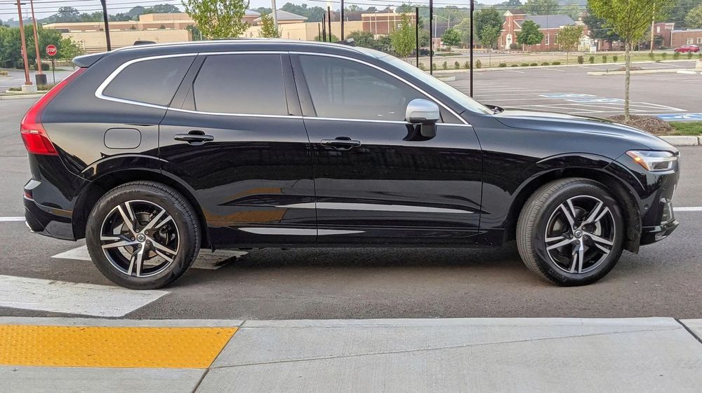 Volvo XC 60 2019 Volvo XC60 T5 R-Design