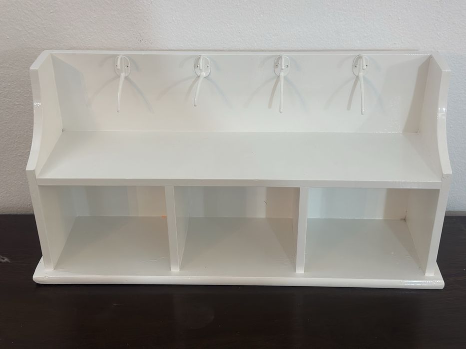 Expositor em madeira