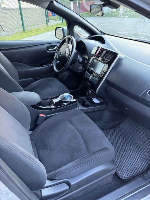 Nissan Leaf 30 kwh