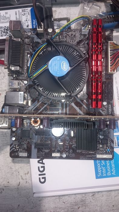 Płyta główna gigabyte h310  +i3 9100f + 8gb ddr4