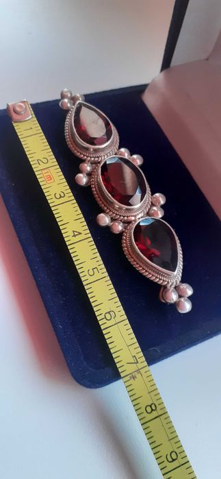 Broszka srebro 925  WARMET sygnowana z kamieniami.