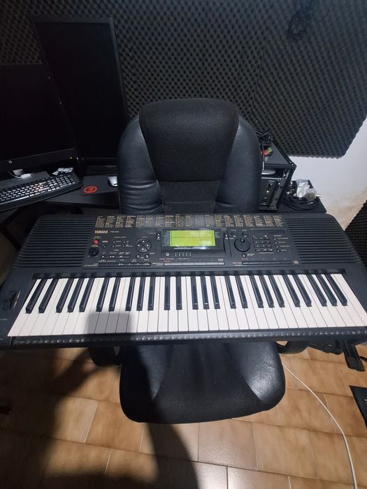 Teclado Yamaha PSR 520