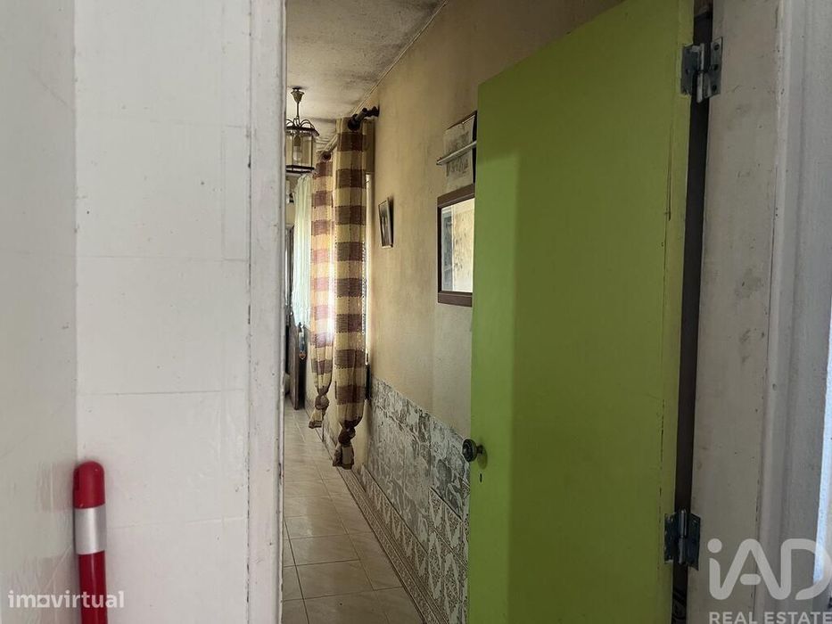 Casa / Villa T2 em São Domingos de Rana de 71,5 m2