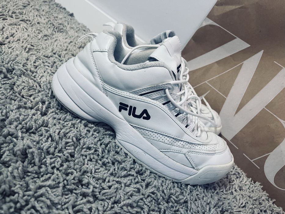 Buty damskie sneakersy biale fila rozm 39