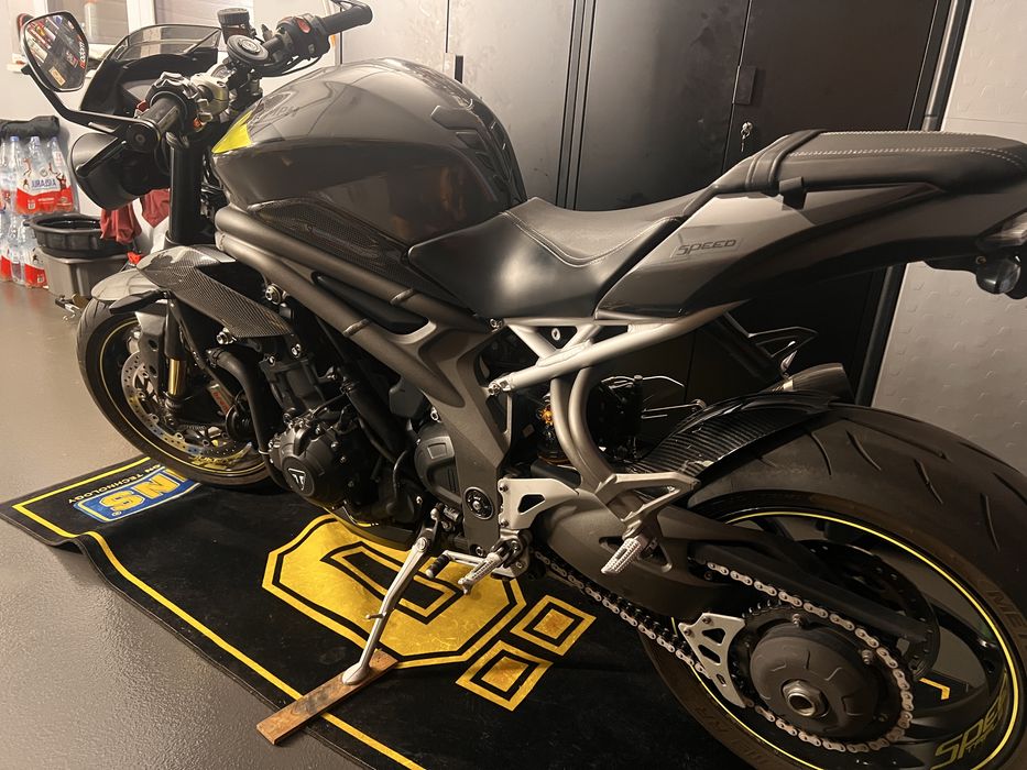 Triumph speed triple 1050 rs 2019
