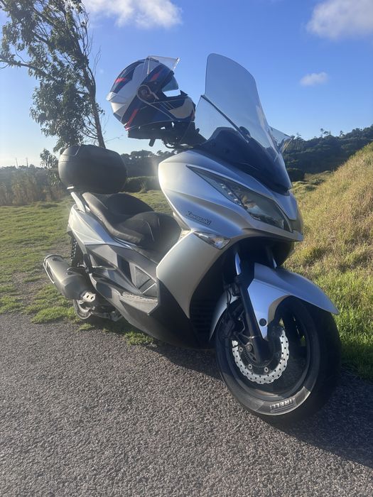 Kawasaki J300 scooter