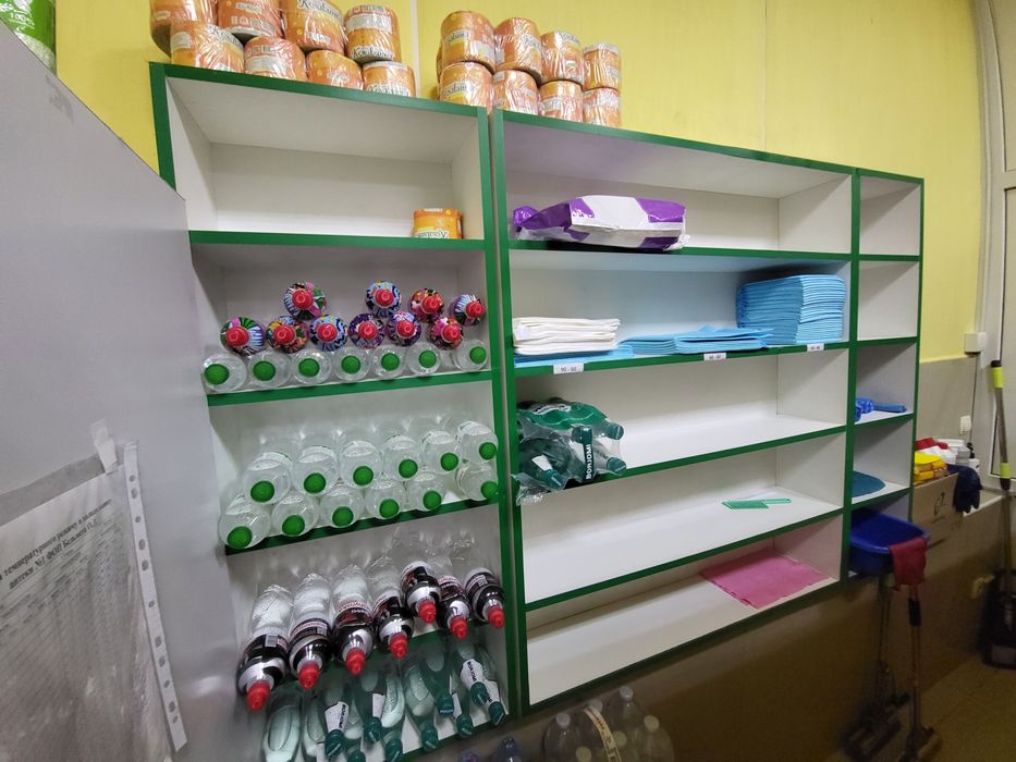 Продам аптечні меблі