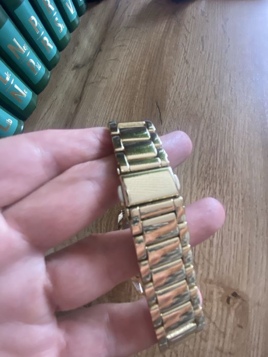 Zegarek Falio z bransoletką