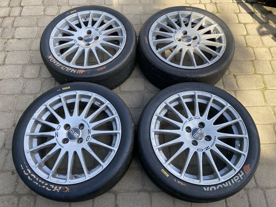 Oz Superturismo Gt 17" 7J, ET40, 4x100, Hankook C52