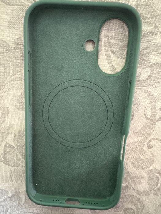 Capa Verde Silicone Iphone 16
