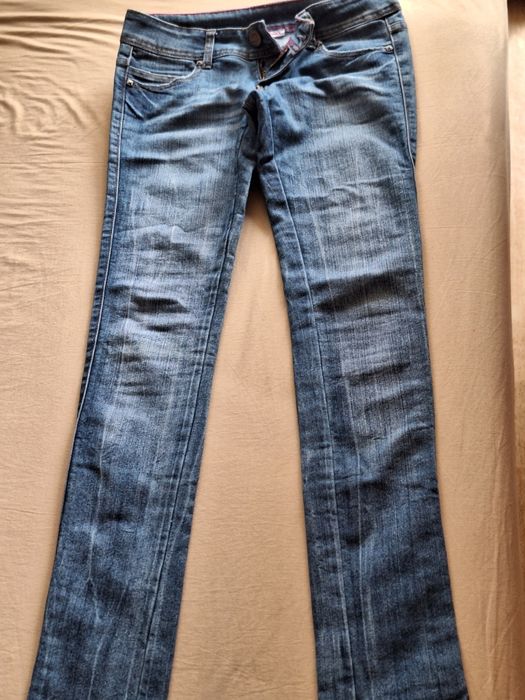Джинсы на девочку,36  размер
