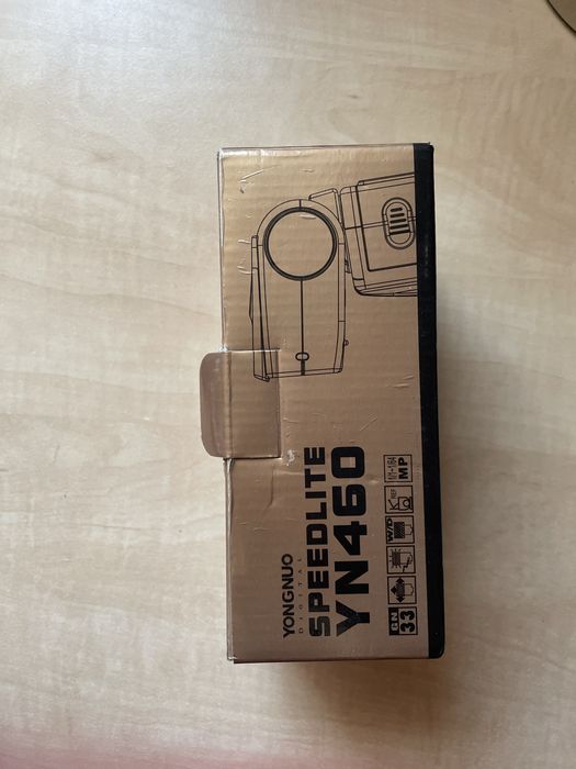 Спалах SpeedLite YN460