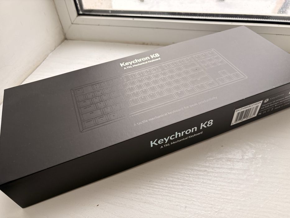 Механічна клавіатура Keychron K8 RGB Non-hot swappable
