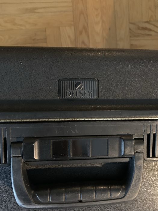 Walizka Delsey - oryginał z lat 90-tych