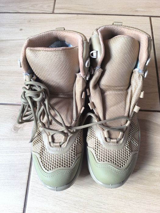 Продам літні берци