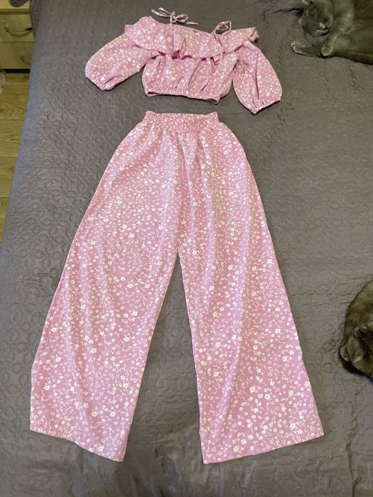 Костюм літній 152-157, топ 146-152, сарафан 140, кофтинка 146-152