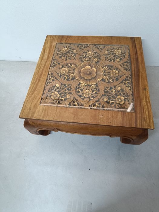 Mesa de centro com talha dourada, Única!