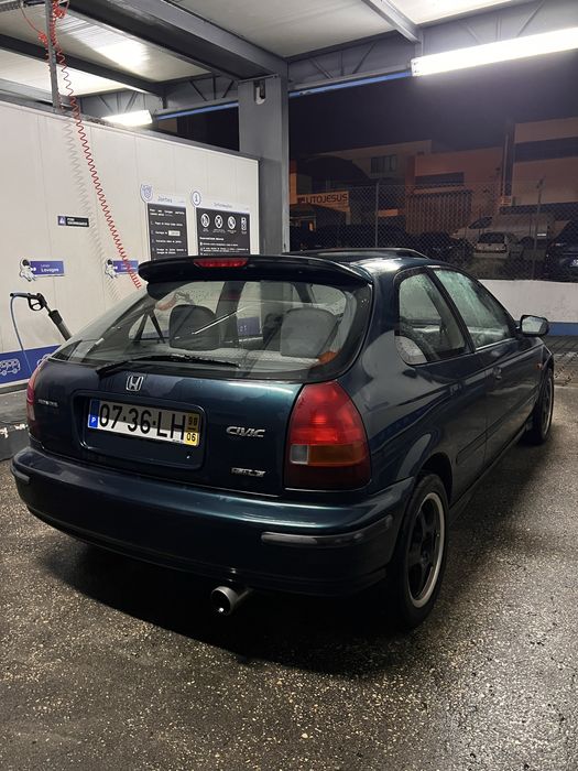 Honda Civic 1.5 i LS – Económico e Fiável