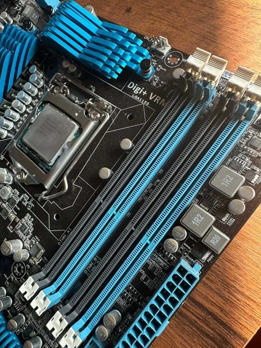 Топова плата lga1155 asus p8p67 rev 3.1 sli на ddr3/usb3.0 підтримує sata3 + core- i7,i5,i