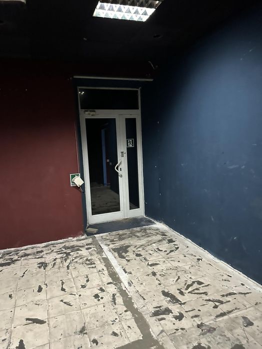 Торгова точка в епіцентрі трафіку: 47 м² біля Анголенка