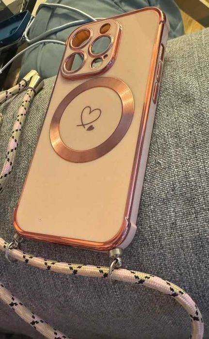 Capa iPhone 15 Pro - MagSafe com cordão64585102628994121