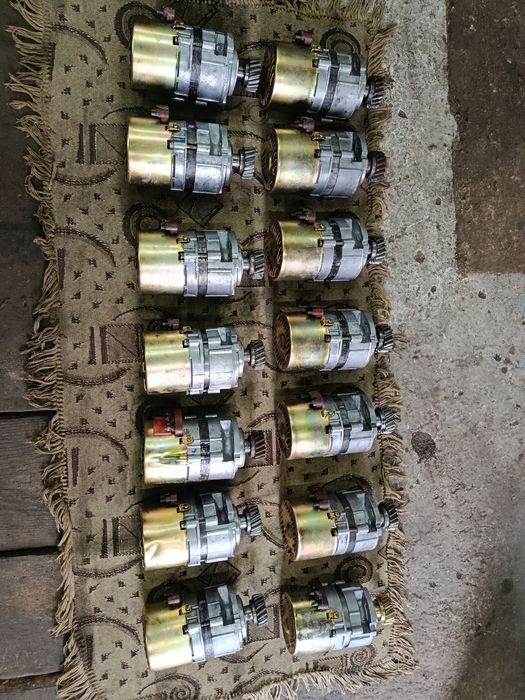 Продам реставровані генератори Дніпро-12 вольт