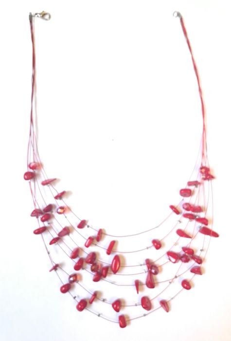 Коралове намисто, природній камінь