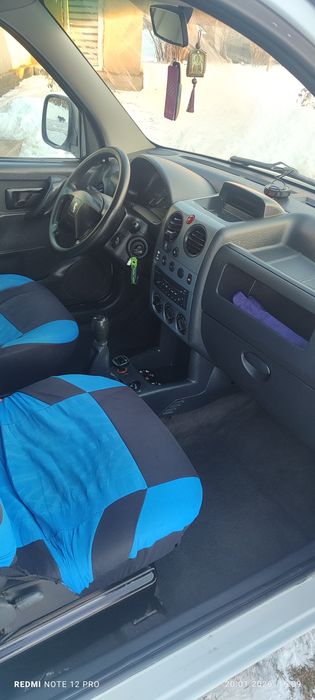 Продам пежо партнер