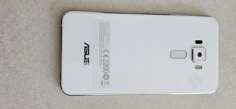 Telefon Asus Zenon 3 Z017d