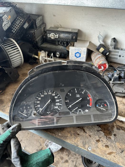 Приборная панель бмв е39