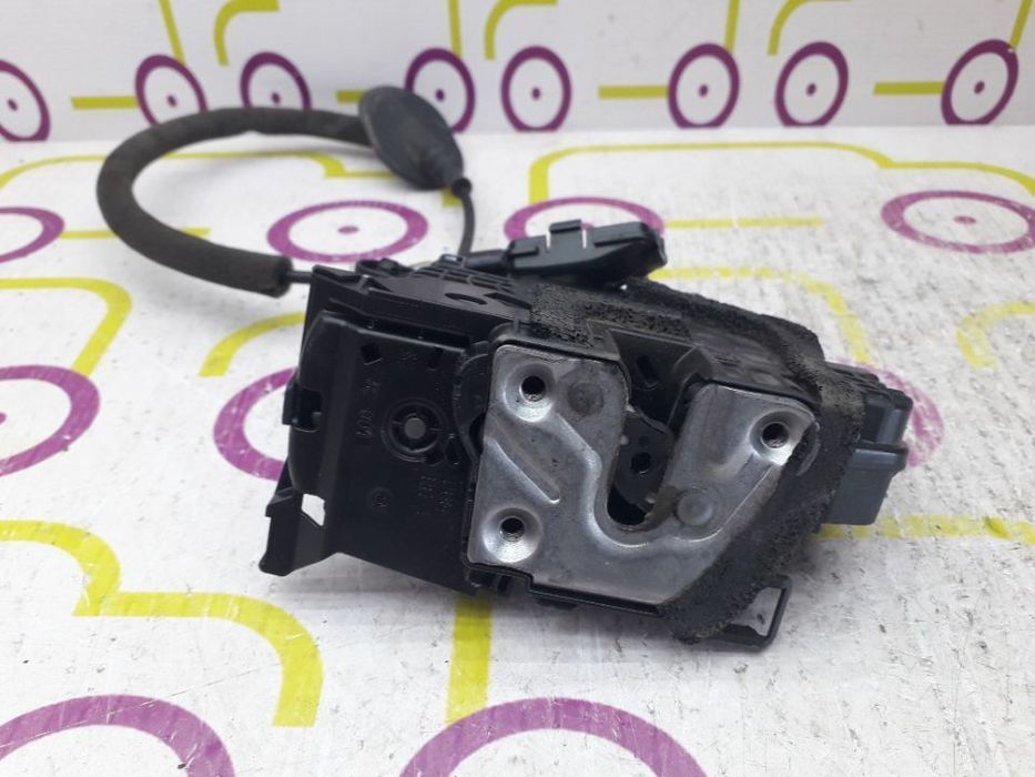 Fechadura Frt / Drt Renault Clio IV 1.5 dCi 75Cv de 2015 5 Portas - Ref: 805024563R - NO350025