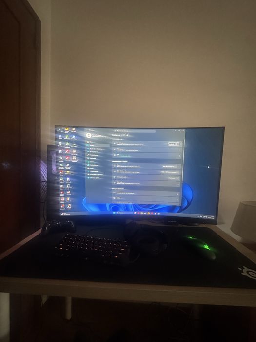 Monitor aoc 240hz com 0.5 ms de resposta