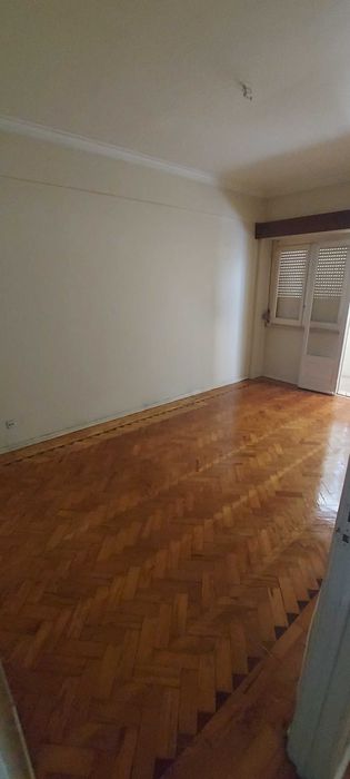 Apartamento T2 em Sacavém