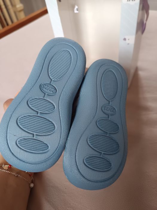 Pantufas bebê novas