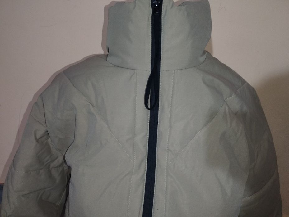 Зимовий/демісезонний пуховик/ курточка жіночий розмір 42-44 бежевого к