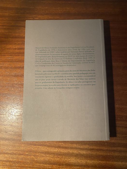 Soil Mechanics Volume 1 by Manuel de Matos Fernandes64285801141251121