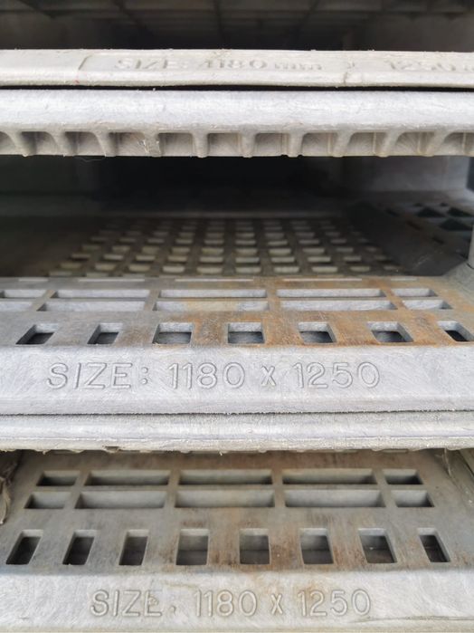Sprzedam palety plastikowe 1180/1250