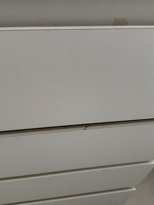 Комод білий