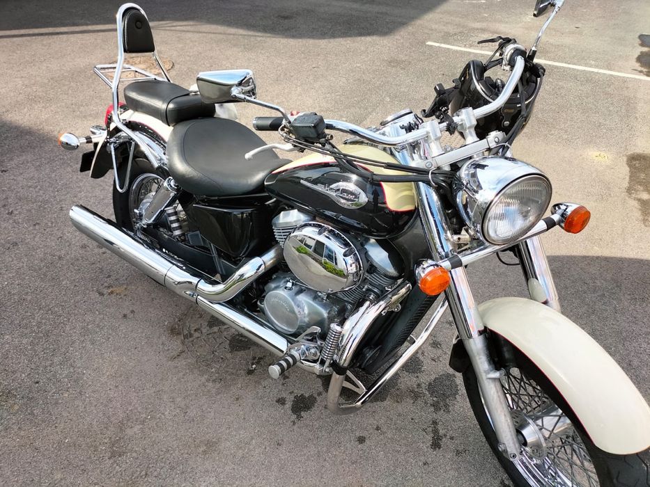 Honda shadow 750